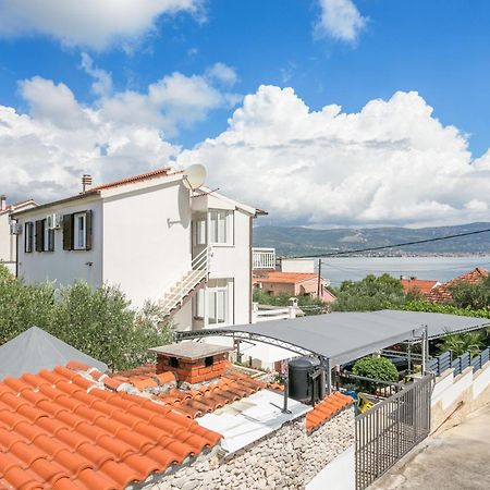 Apartments By The Sea Slatine, Ciovo - 6000 Exterior photo