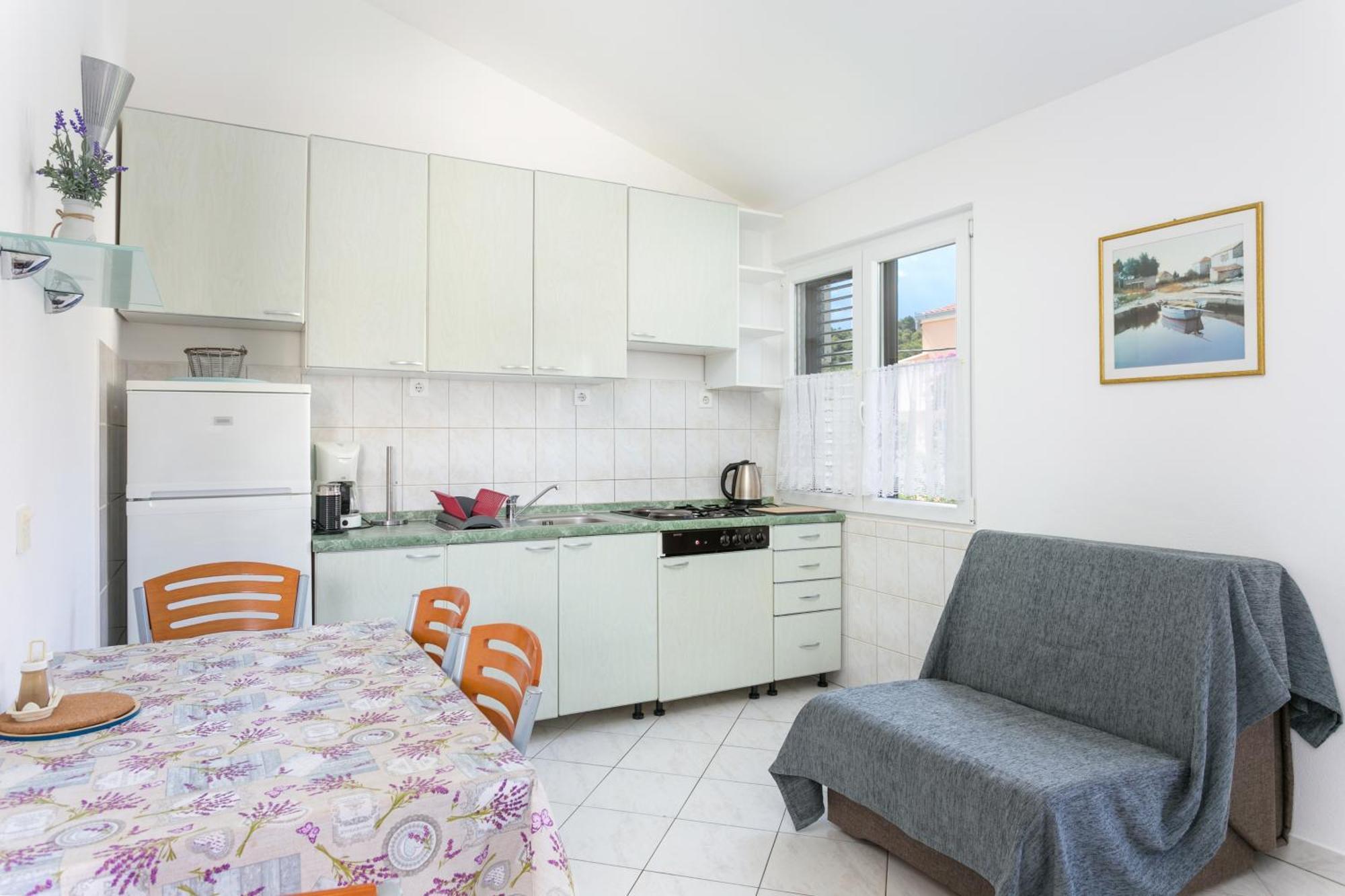 Apartments By The Sea Slatine, Ciovo - 6000 Exterior photo